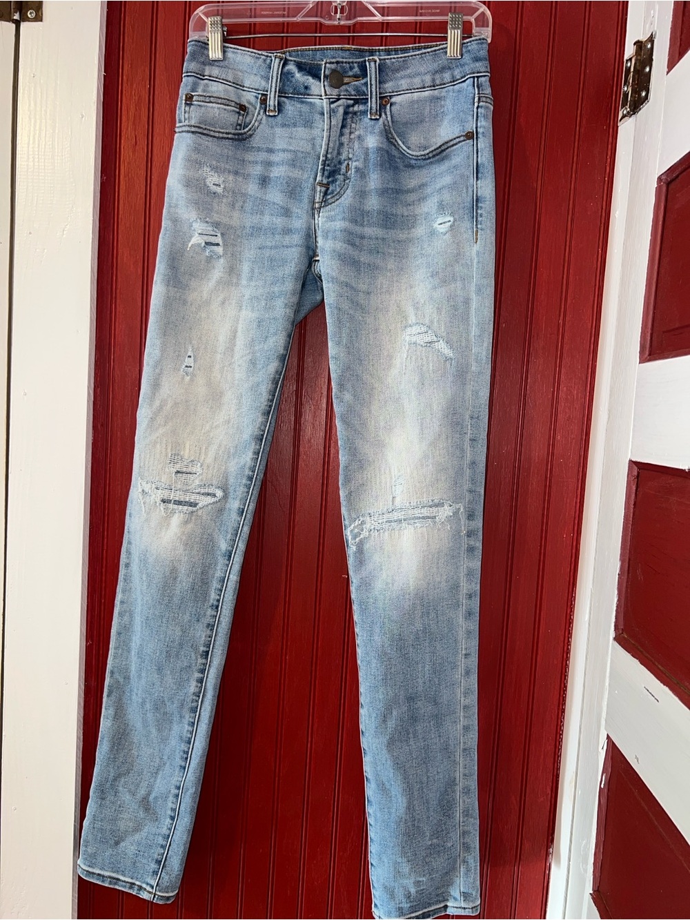 American Eagle Outfitters Light Blue Distressed Skinny  Next Level Jeans 28x34